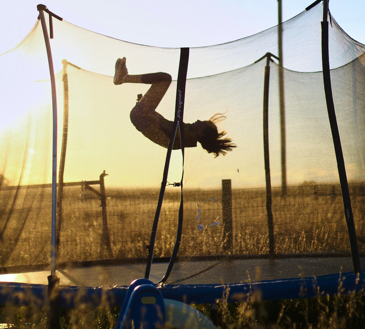 Bei KletterKinder gibt es eine breites Sortiment an Trampoline